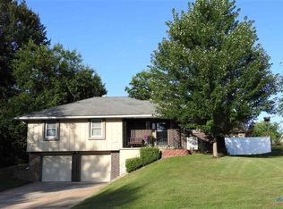 241 SE 101st Rd, Warrensburg, MO 64093
