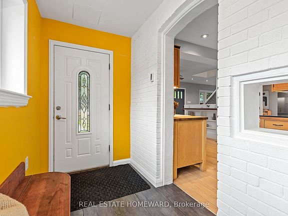 3rd image of 9 Dromore Cres