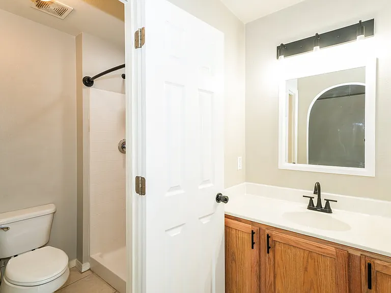 17026 Ongar Ct — Photo 12