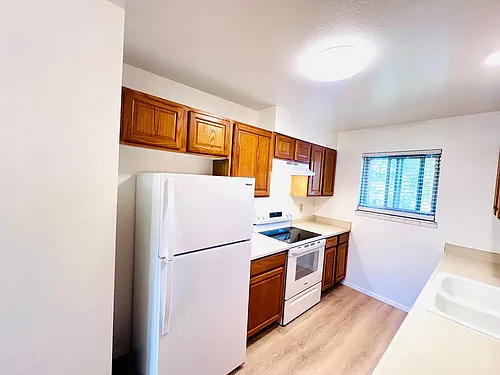 625 Sullivan Ln Photo 1