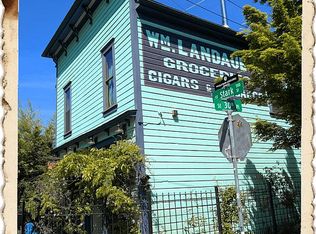 3039 SE Stark St, Portland, OR