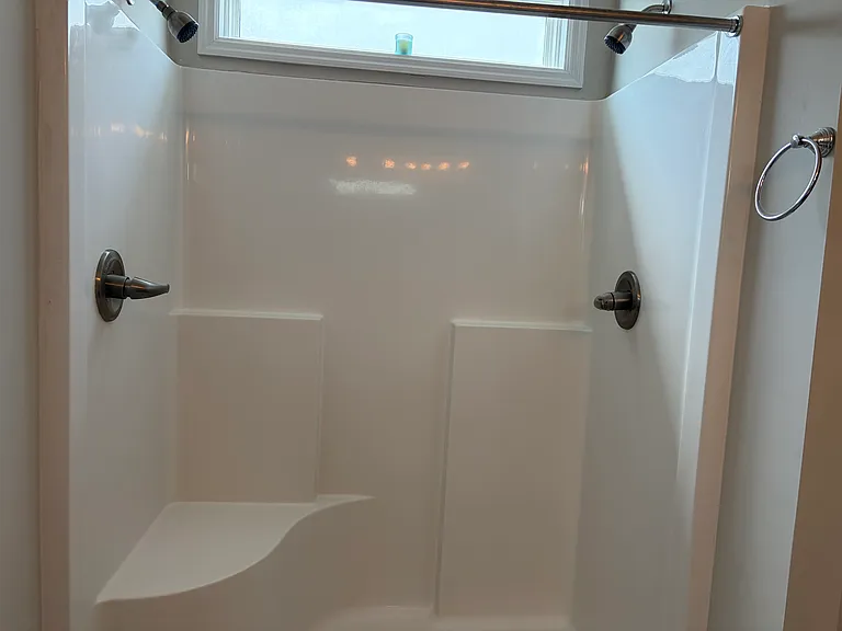 408 Vandemere Ct — Photo 19