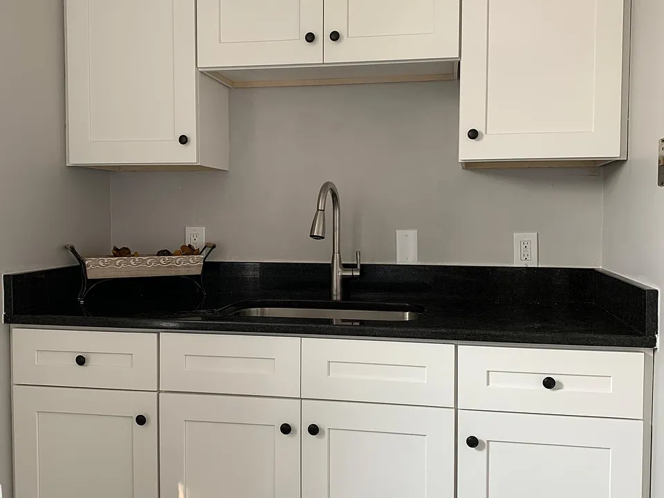 32 Chestnut St #27