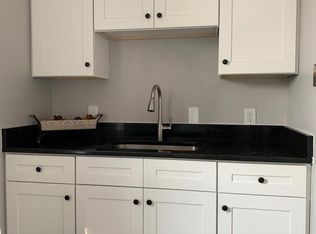 32 Chestnut St APT 27, Nashua, NH 03060