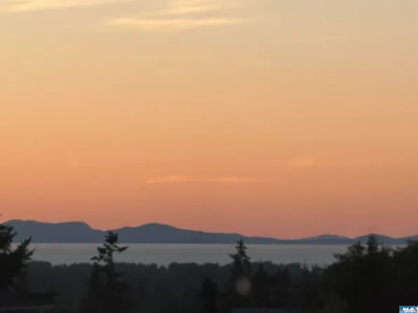 11 Les Saints Rd, Sequim, WA 98382