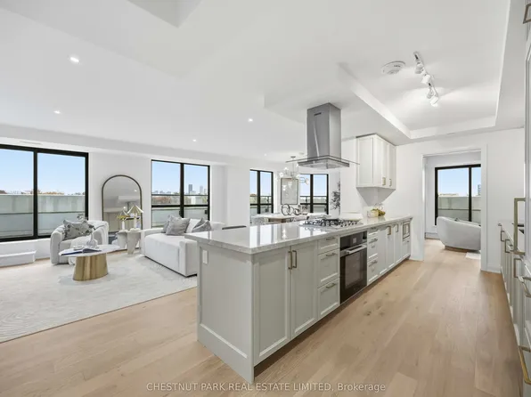 505 Glencairn Ave #409, Toronto, ON M6B 2B1