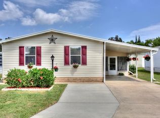 420 Loquat Dr, Barefoot Bay, FL 32976