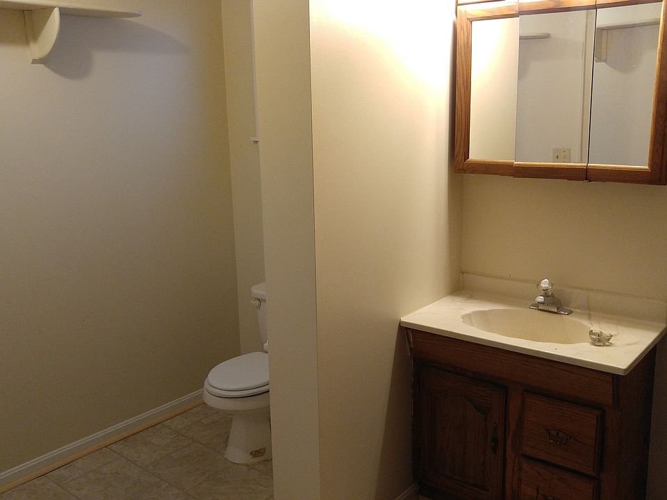 2nd image of 108 E 10th St APT 1