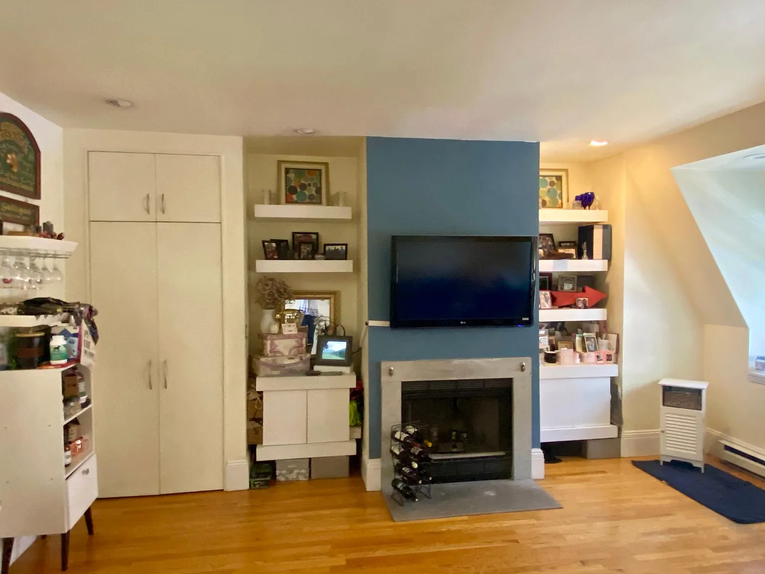 1 bed, 687 sqft, $3,800 — Photo 3