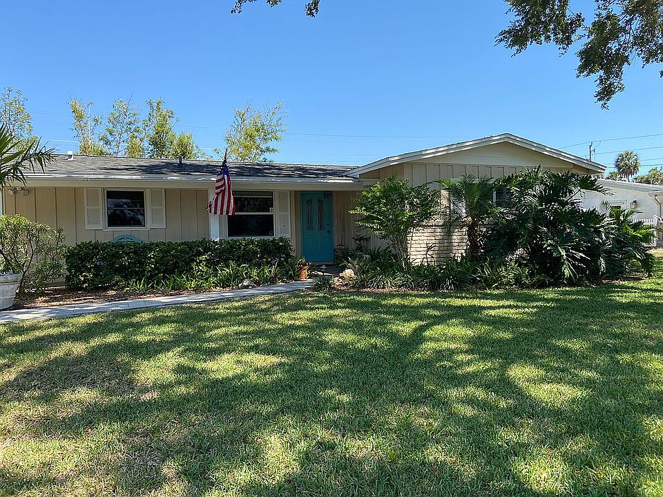 1st image of 2715 Darwin Ave