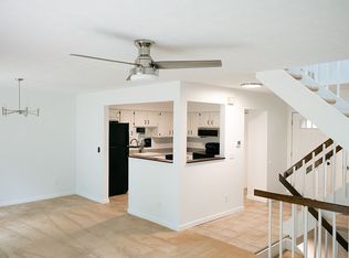 516 Walnut Ln, Mason, OH 45040