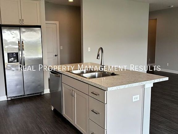 5th image of 4889 White Chapel Dr