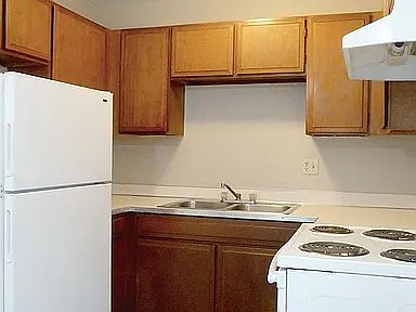 5th image of 2511 S University Blvd APT 202