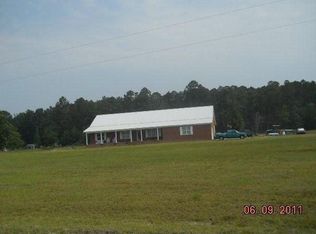 292 Stripling Ln, Adel, GA 31620