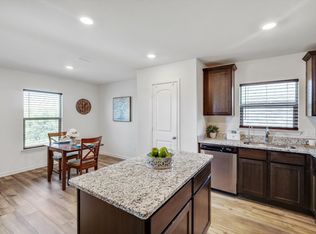 184 Cattlemans Creek Rd W, Newark, TX 76071