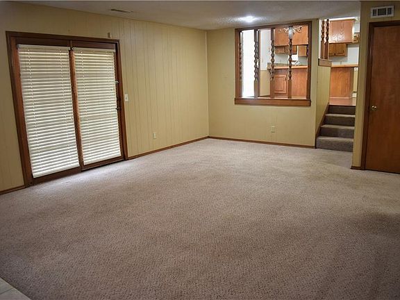 4th image of 1202 S 13th St