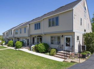 12 Turning Mill Ln, Quincy, MA 02169