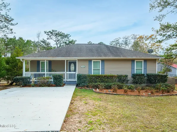 70 Lee Prine Dr, Perkinston, MS 39573