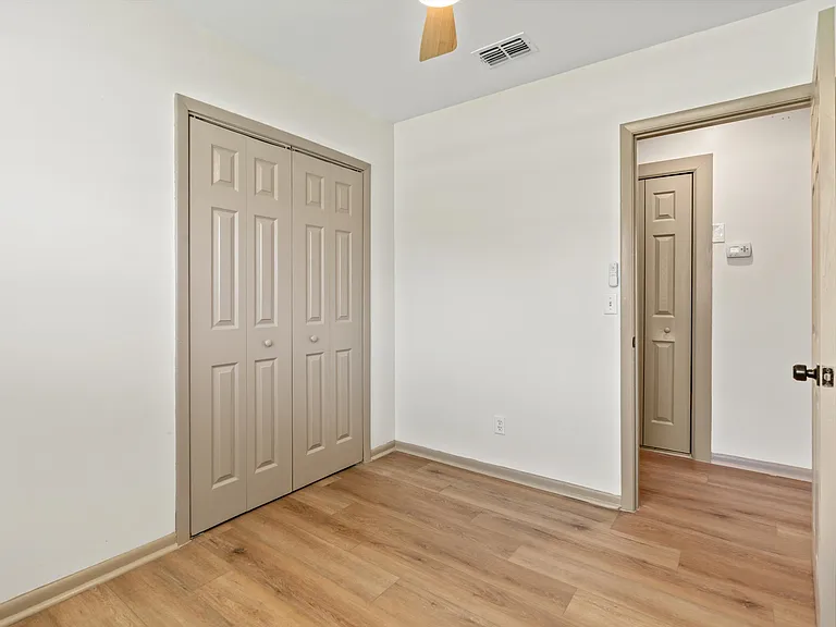 1145 Sebago Ave S — Photo 4