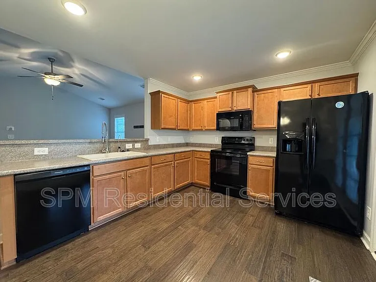 4043 Ironstone Ct — Photo 6