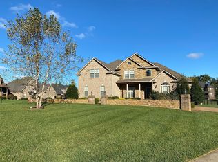 128 Roanoke Station Cir, Clarksville, TN 37043