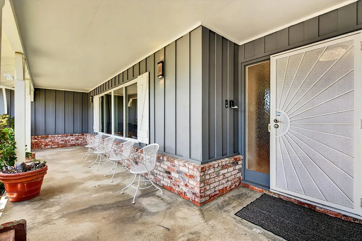 3 bed, 2138 sqft, $5,000 — Photo 3