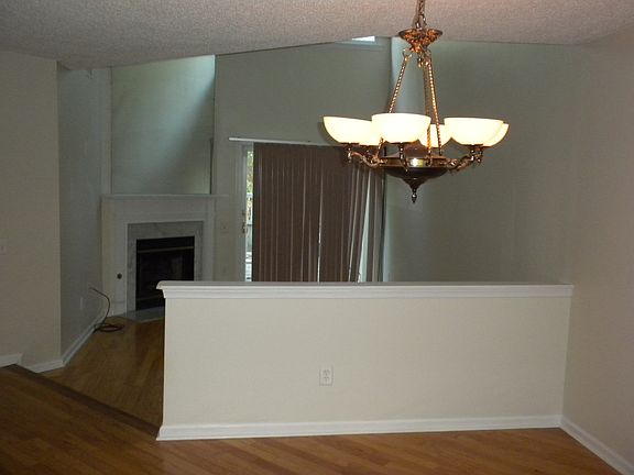 4th image of 1126 Shoal Creek Trl