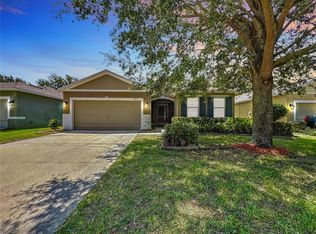 4837 Waters Gate Dr, Tavares, FL 32778