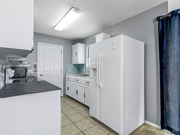 3rd image of 311 Maiele Cir