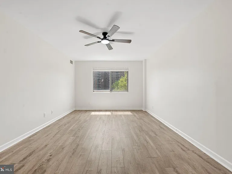 5340 Holmes Run Pkwy #704 — Photo 18
