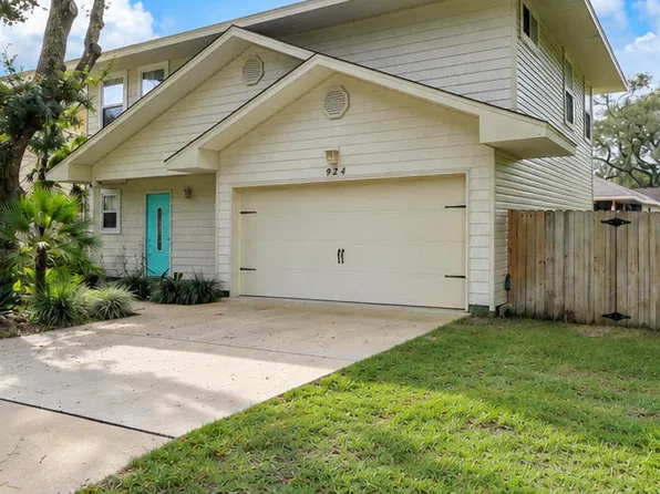 924 Tanager Rd, Fort Walton Beach, FL 32547