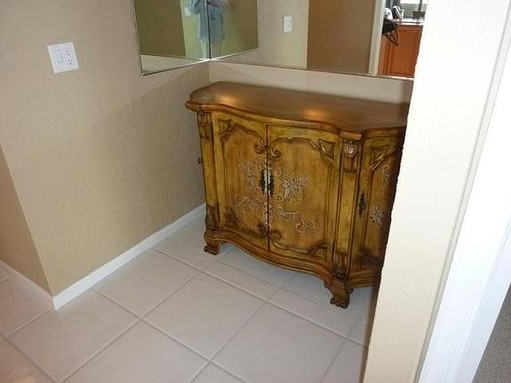 4th image of 108 Lakeshore Dr APT 1441