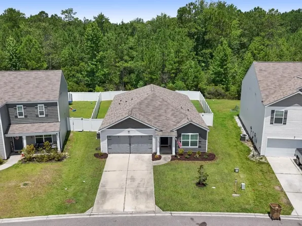 104 Cotton Bluff Ct, Guyton, GA 31312