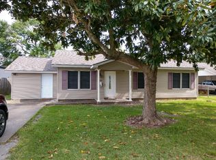 2213 3rd St, Port Neches, TX 77651
