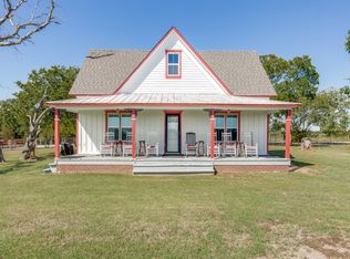 392 Mount Pleasant Rd, Valley View, TX 76272
