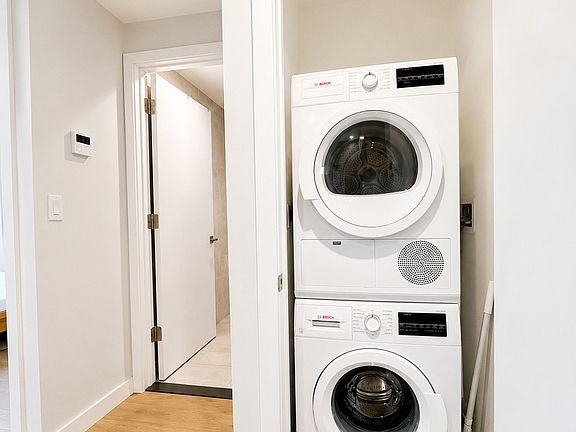 5th image of 14-33 31st Ave #4D