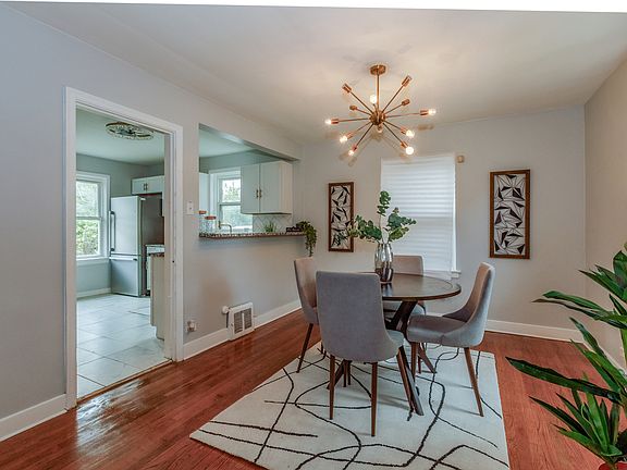 5th image of 10149 S Crandon Ave