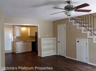 1902 Melrose Ave APT 3, Victoria, TX 77901