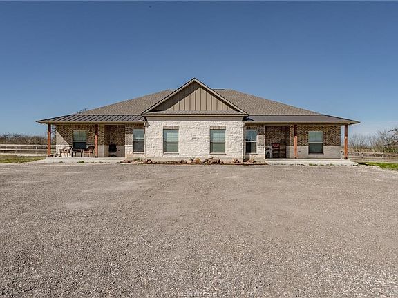 2nd image of 4167 Golden Eagle Dr #A