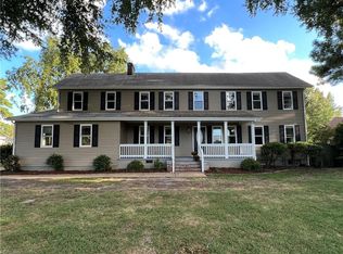 5217 Overland Ct, Virginia Beach, VA 23462