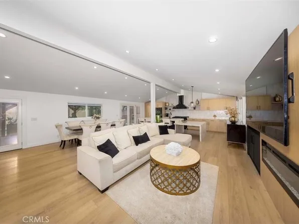 12746 Martha Ann Dr, Los Alamitos, CA 90720