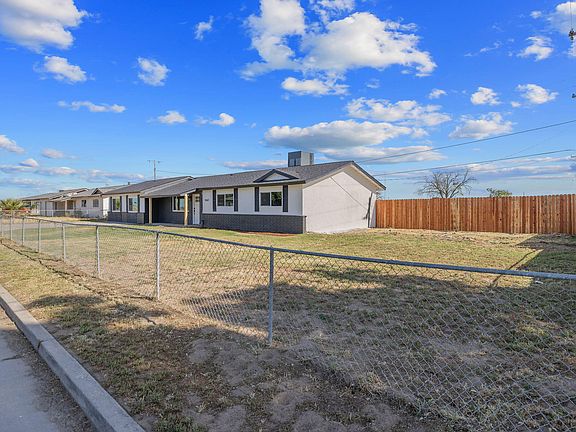 4th image of 9561 Garden Drive