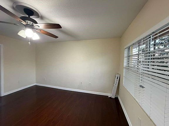 4th image of 764 Ridenhour Cir #764