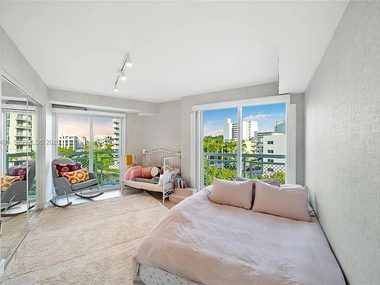 1701 Sunset Harbour Dr #L501 — Photo 13