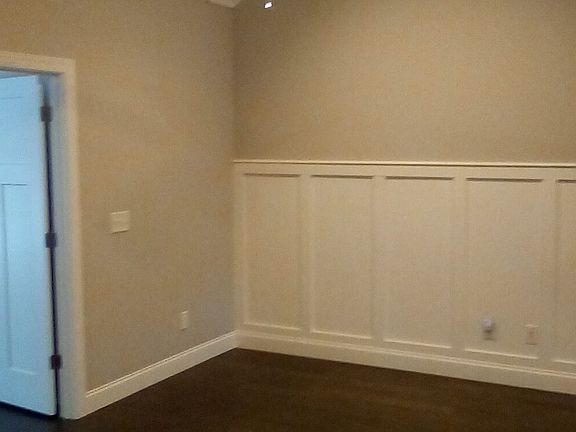 4th image of 606B Waterview Dr