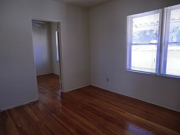 3rd image of 1026 S Alma St