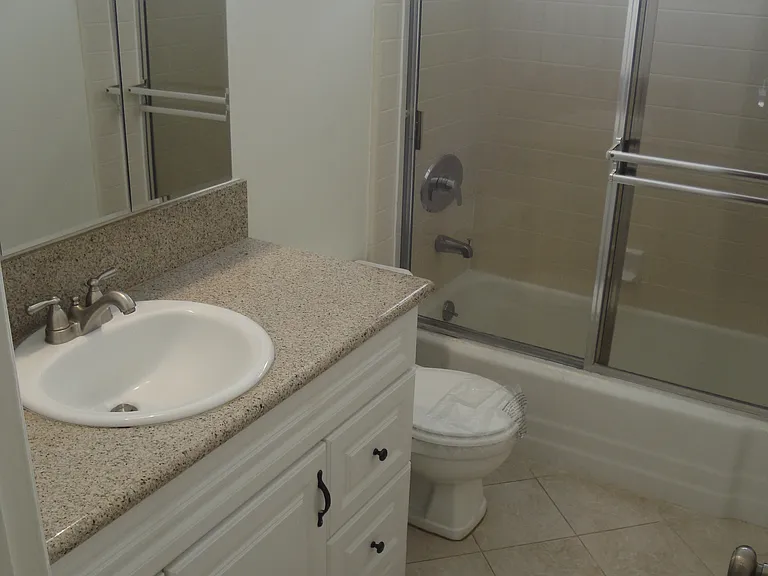11707 Darlington Ave #UPPER — Photo 7