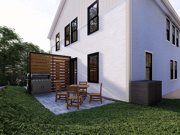 4th image of 14 Eldora St #4