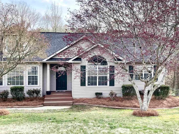 1706 Trenton Trl, Alexander City, AL 35010