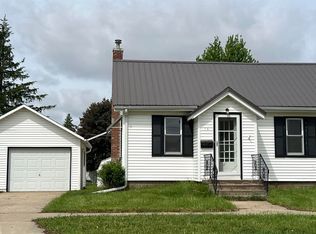 14 N Maple Ave, New Hampton, IA 50659